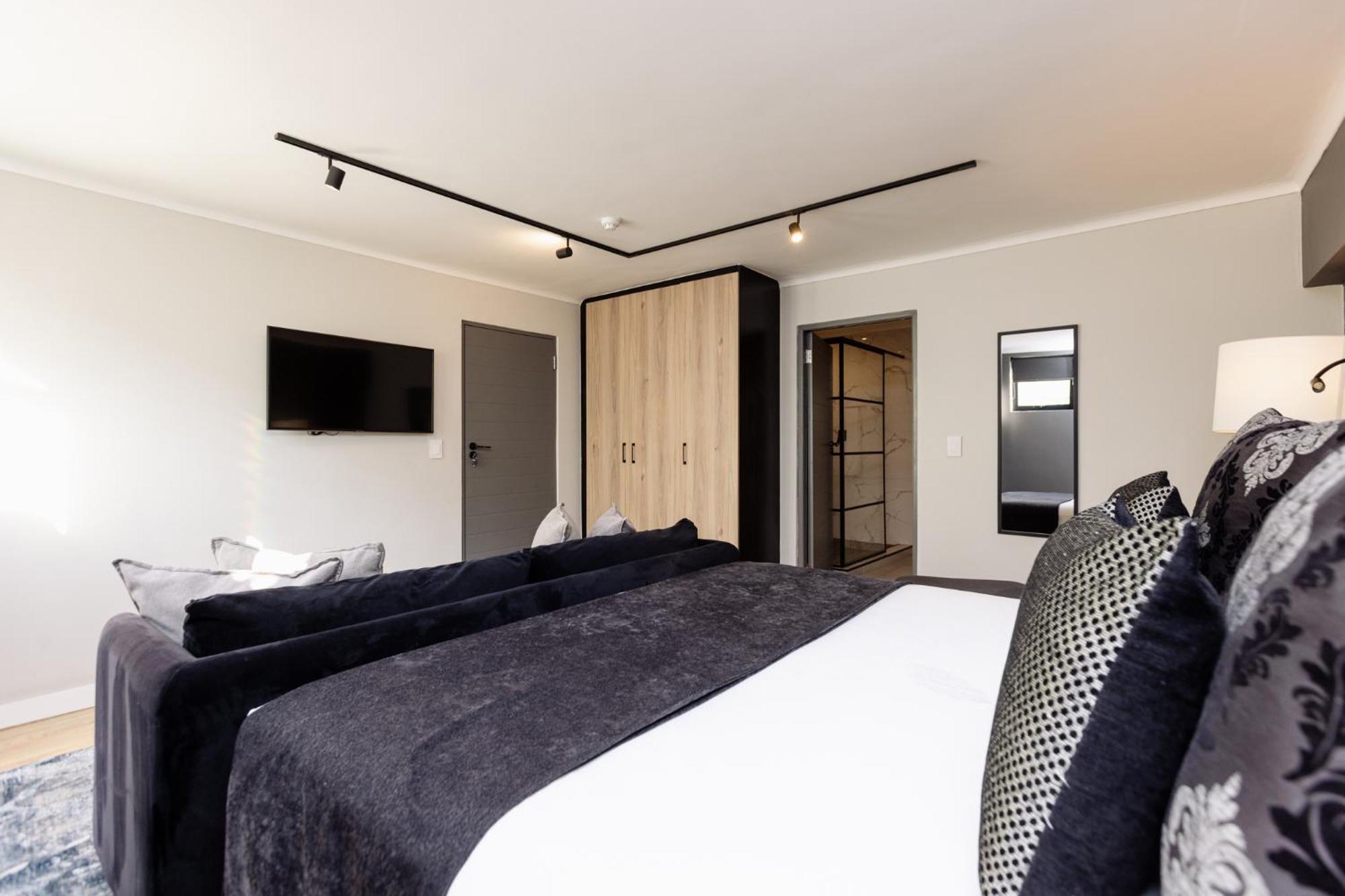 Mint Hotel 84 On Katherine Johannesburg Exterior foto