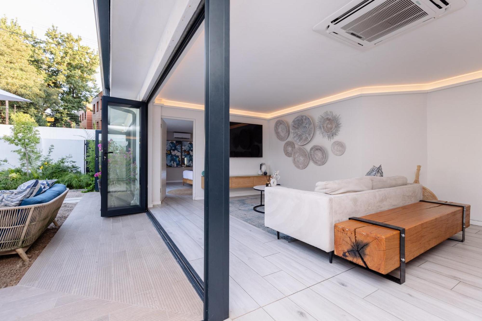 Mint Hotel 84 On Katherine Johannesburg Exterior foto
