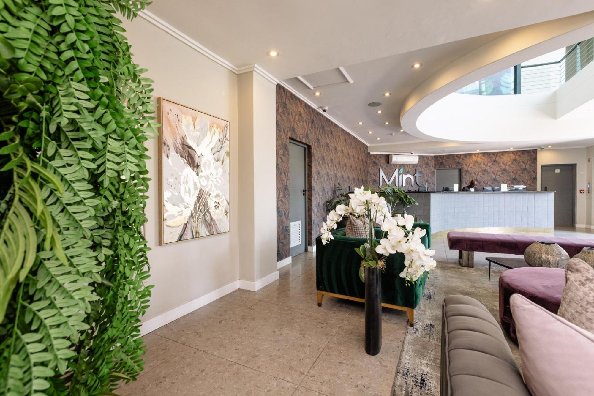 Mint Hotel 84 On Katherine Johannesburg Exterior foto